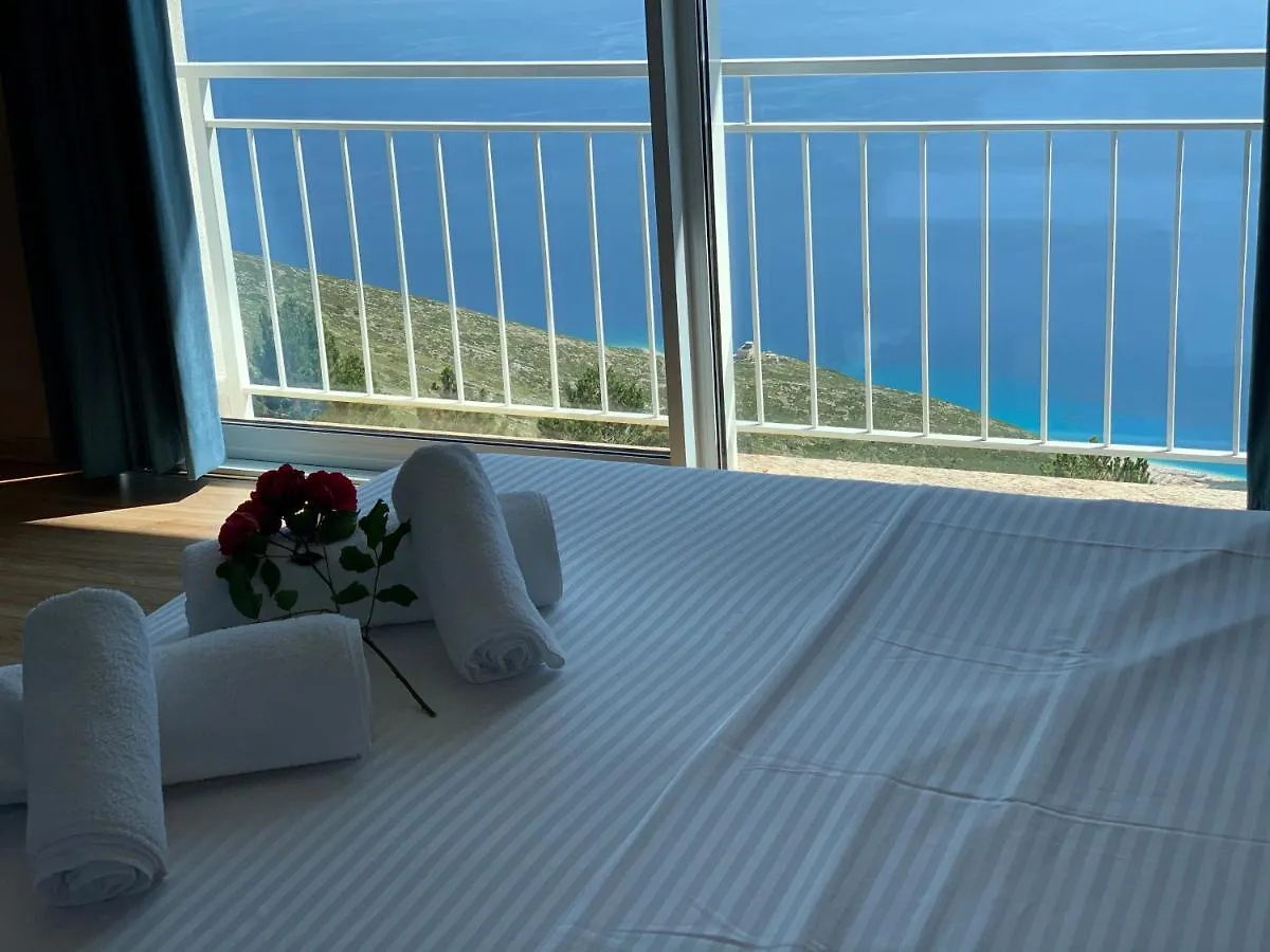 Hotel Keshtjella Llogara Vlore Albania