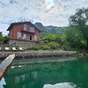 Affittacamere Borealis, Koman